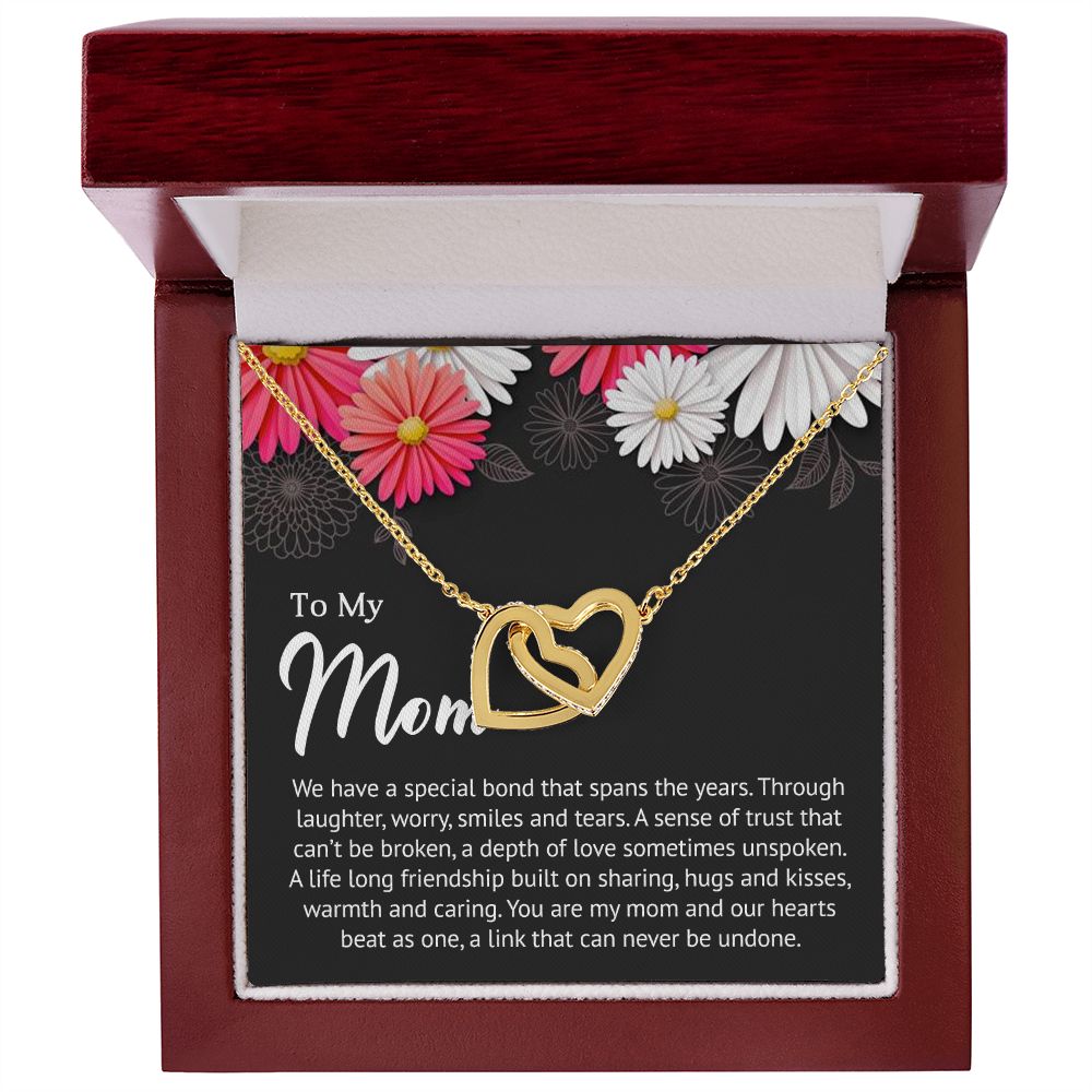 To My Mom Interlocking Hearts Necklace, Gift for Mom from Daughter, Mothers Day Gift With Message Card, Christmas Present, Mom Jewelry, Mom's Day Necklace, Mom Gift From Son, Mom Birthday Gift,